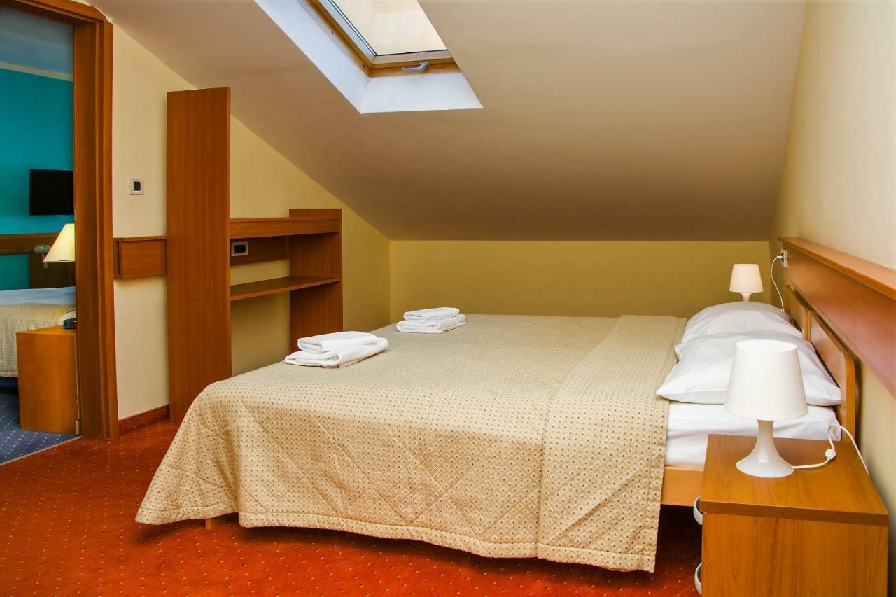 Hotel Selce Εξωτερικό φωτογραφία