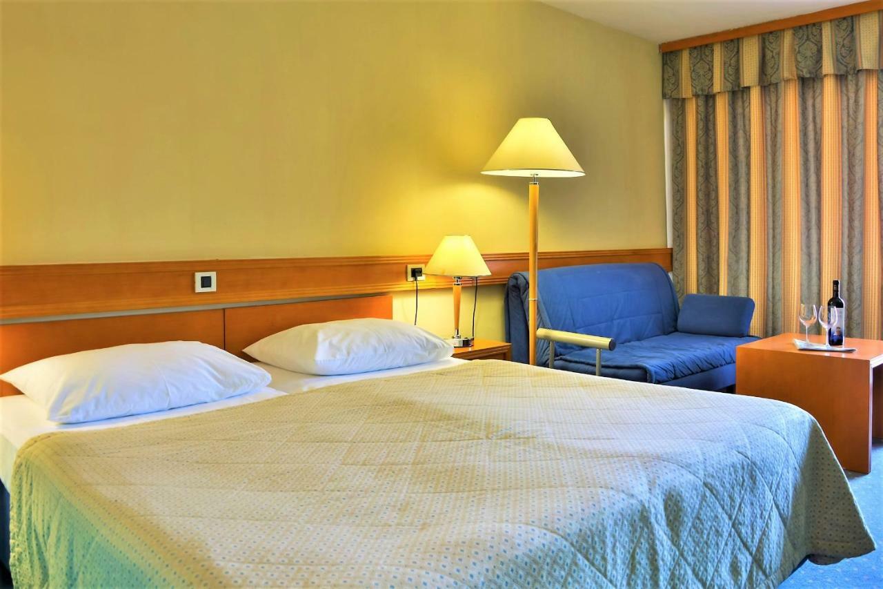 Hotel Selce Εξωτερικό φωτογραφία